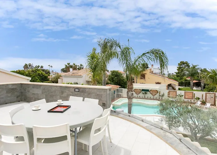 Beautiful In Punta Milocca Terrauzza